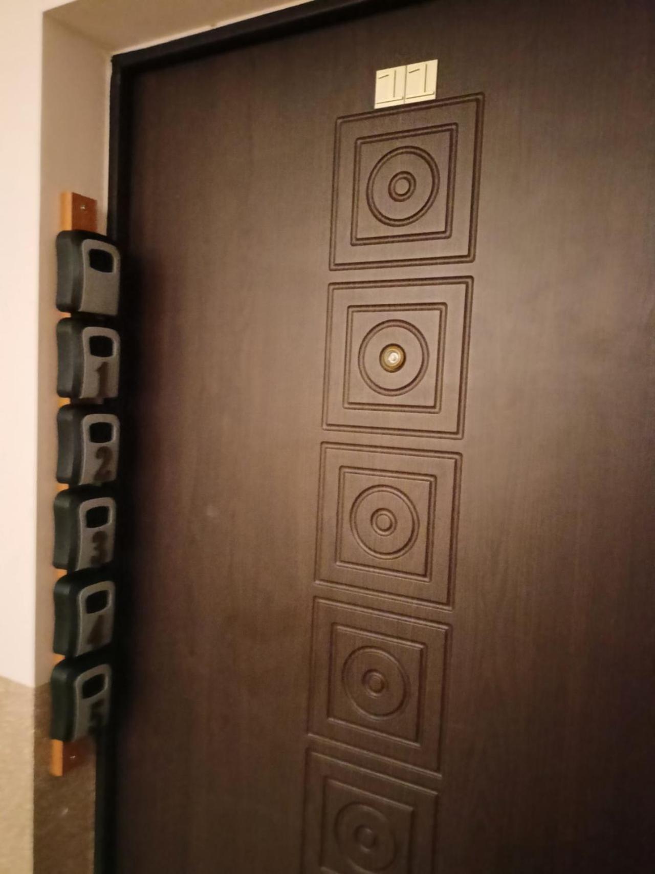 Lemuria Pokoje Hostel Chojnowska A Legnica Exteriör bild